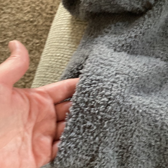 Barefoot Dreams CozyTwist Short Sleeve Sweater Coat - Picture 4 of 5